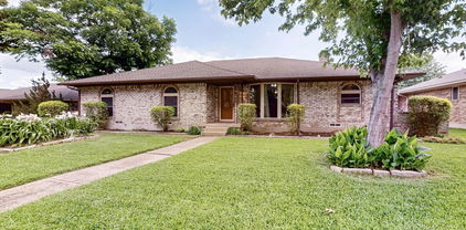 1308 Warwick St, Garland