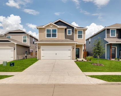 1208 Kings Pl, Crandall