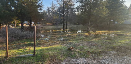 22138 County Road 4072, Kemp