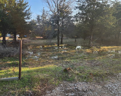 22138 County Road 4072, Kemp
