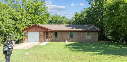 705 Burnett St, Wills Point