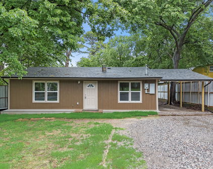 10095 Comanche Rd, Quinlan
