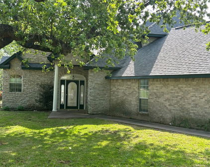 15179 County Road 4052, Kemp