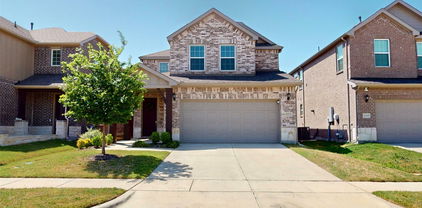 2753 Henson Ln, Garland
