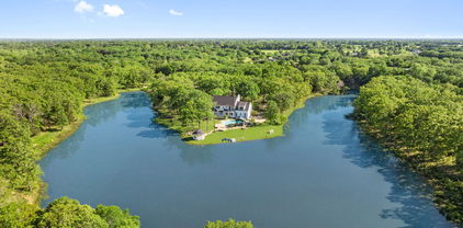1684 County Road 3318, Greenville
