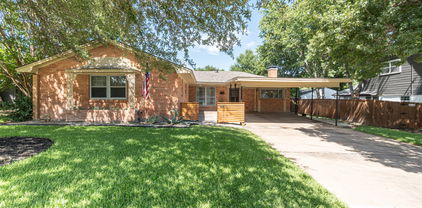 8811 Rolling Rock Ln, Dallas