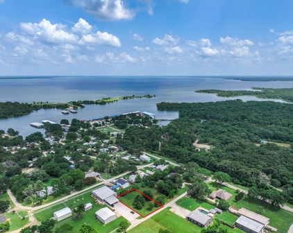 1104 Park Dr, West Tawakoni