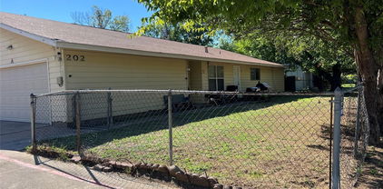 202 S Briery Rd Unit A, Irving