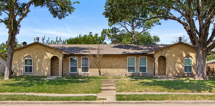 1301 Sam Houston Dr Unit 1301 & 1303, Garland