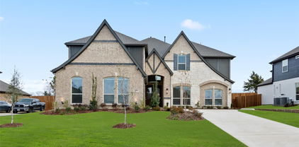 616 S Hidden Lakes Dr, Desoto