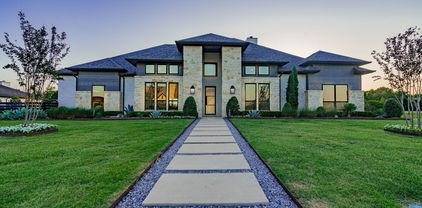 109 Ambrosia Ln, Heath