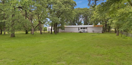 14285 Clark Ln, Wills Point