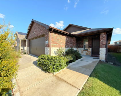 1247 Delmita Dr, Forney