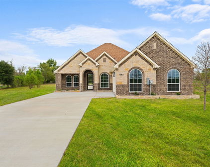 1085 Country Ln, Oak Ridge