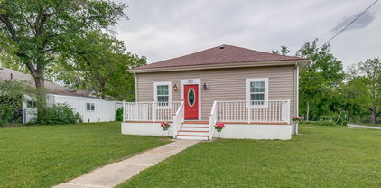 307 E Oak St, Kaufman