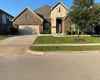 1636 Frankford Dr, Forney
