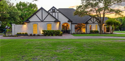 3 Meadowlake Dr, Heath