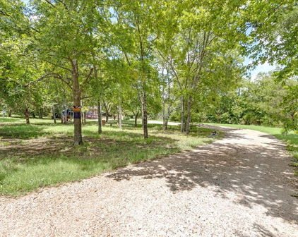 507 N 5th St, Quinlan