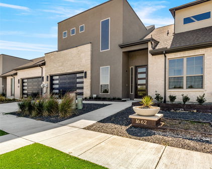 1662 Governors Blvd, Heath