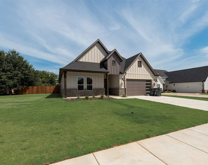 1823 Meadowview, Canton