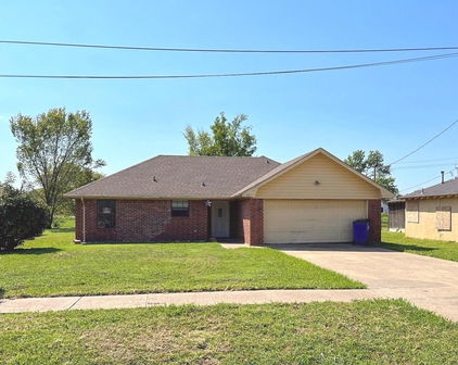 503 E Fm Rd 688th St, Forney