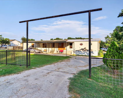 1146 Highland Acres Dr, Kaufman