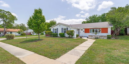 1215 Cloverdale Dr, Richardson
