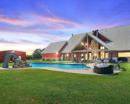 2802 Vz County Road 2112, Wills Point