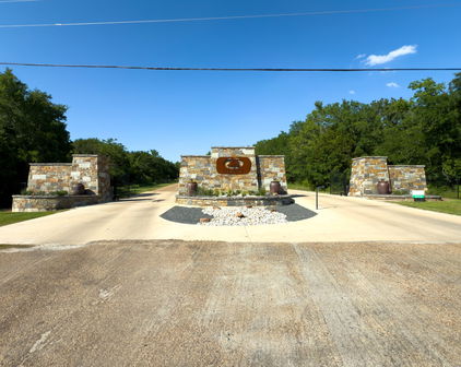 100 Lakeview Trl, Mabank