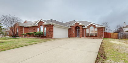 3821 Red Oak St, Sachse