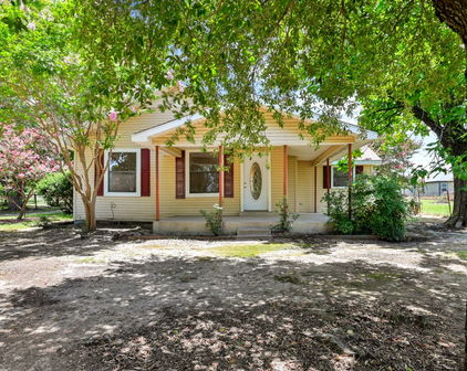 801 S Sutton St, Mabank