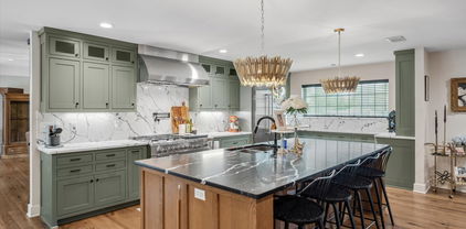 159 Private Rd, Van