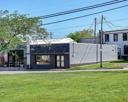 151 E Terrell St, Canton
