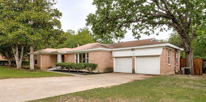 1710 Henderson Ct, Irving