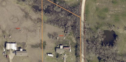 1598 Private Rd, Quinlan