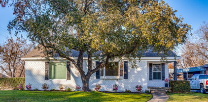 812 Bristol Ct, Richardson