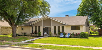 7616 La Risa Dr, Dallas