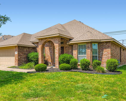 1119 Leafy Glade Rd, Forney