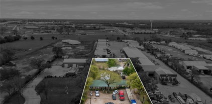 303 W Simonds Rd, Seagoville