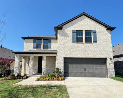1717 Coachman Dr, Forney