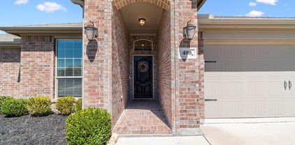 400 Acadia Ln, Forney
