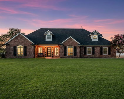 1357 Masters Dr, Crandall
