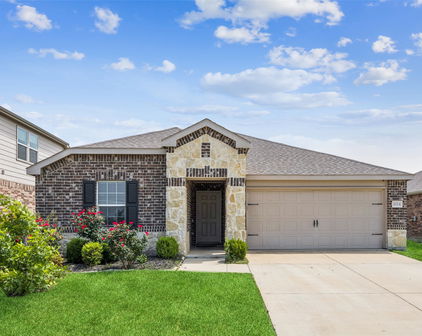 2224 Heaton St, Forney