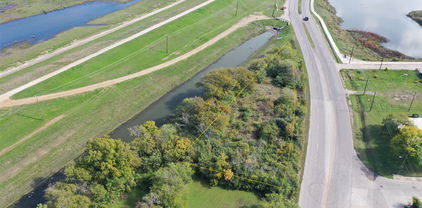 1425 Canada Dr, Dallas