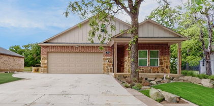 201 Dellis St, Terrell