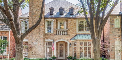 7979 Caruth Ct, Dallas