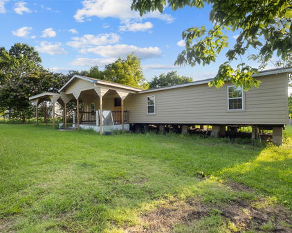 6249 Crandall Hills Dr, Crandall