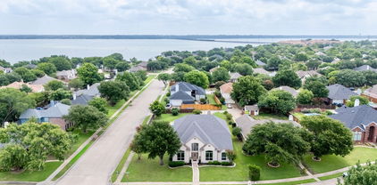 7518 Silverthorn Dr, Rowlett