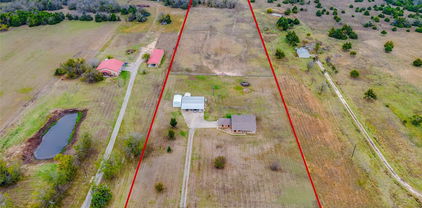 3294 Fm 2649, Lone Oak