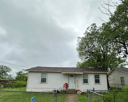 212 Thomas St, Terrell